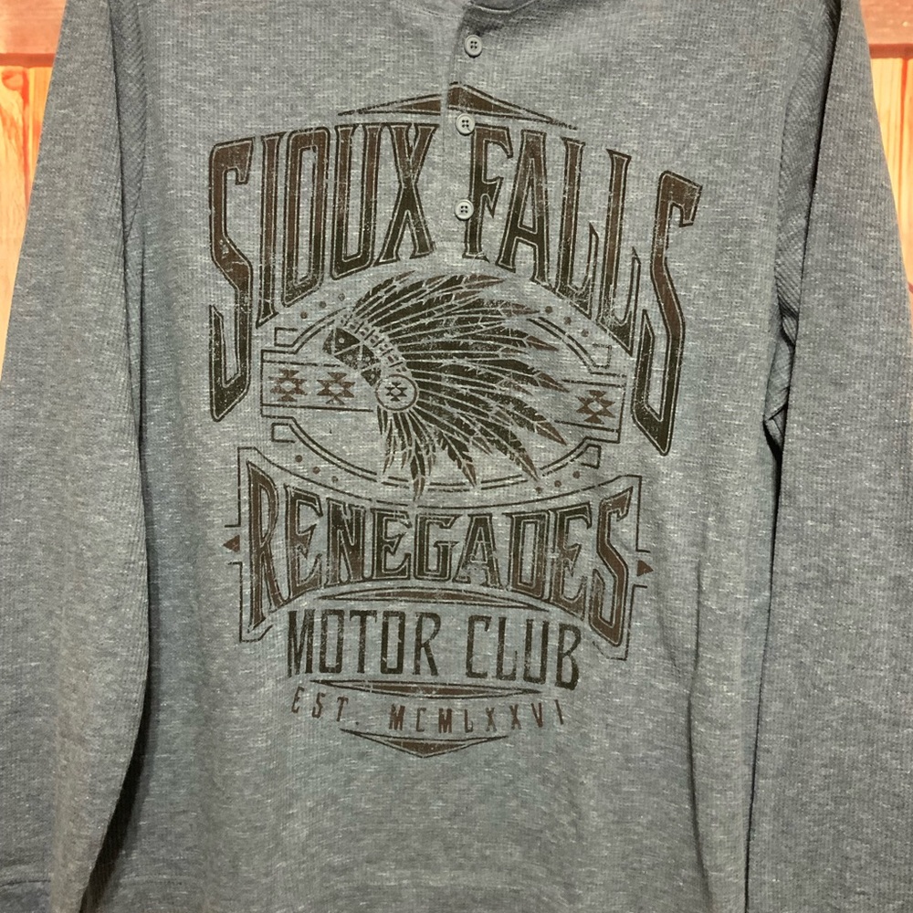 Gray Sioux Falls Renegades long sleeve waffle Henley. Great graphics. - Picture 2 of 3